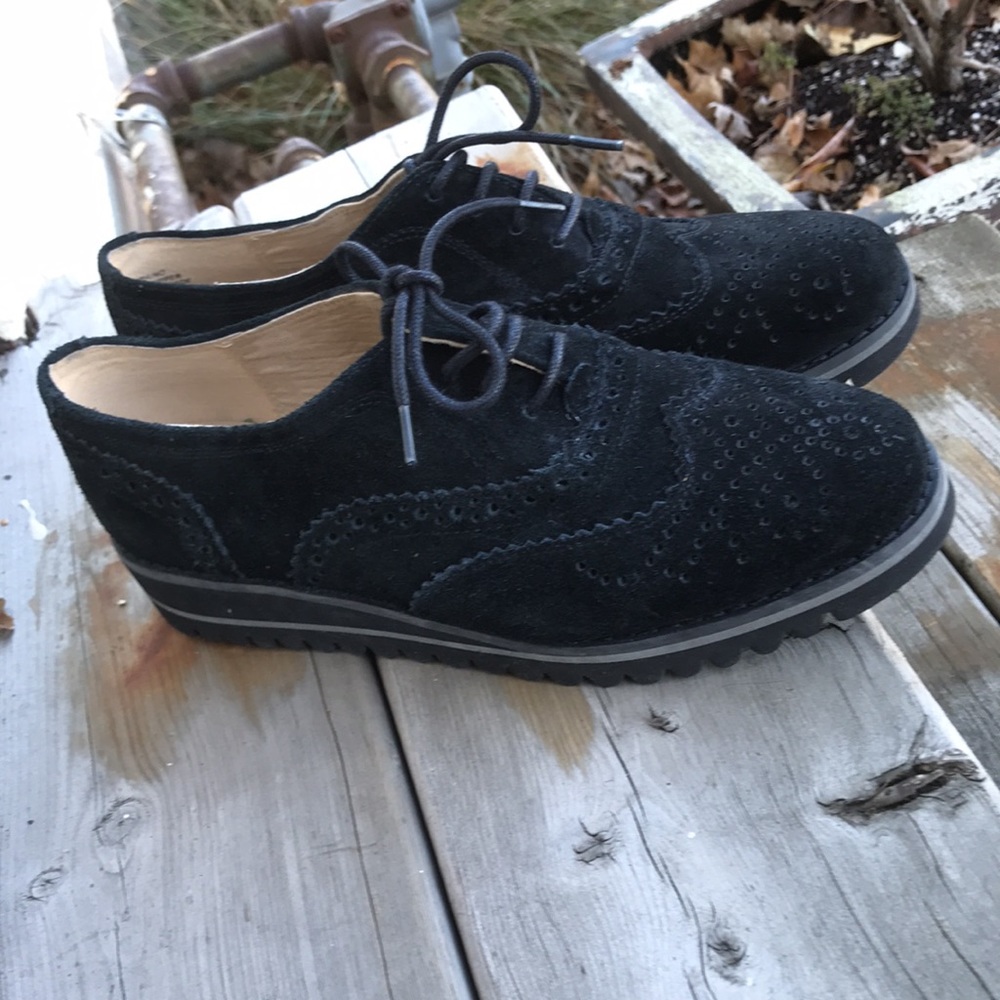 Suede Lace-up Shoes (New)
